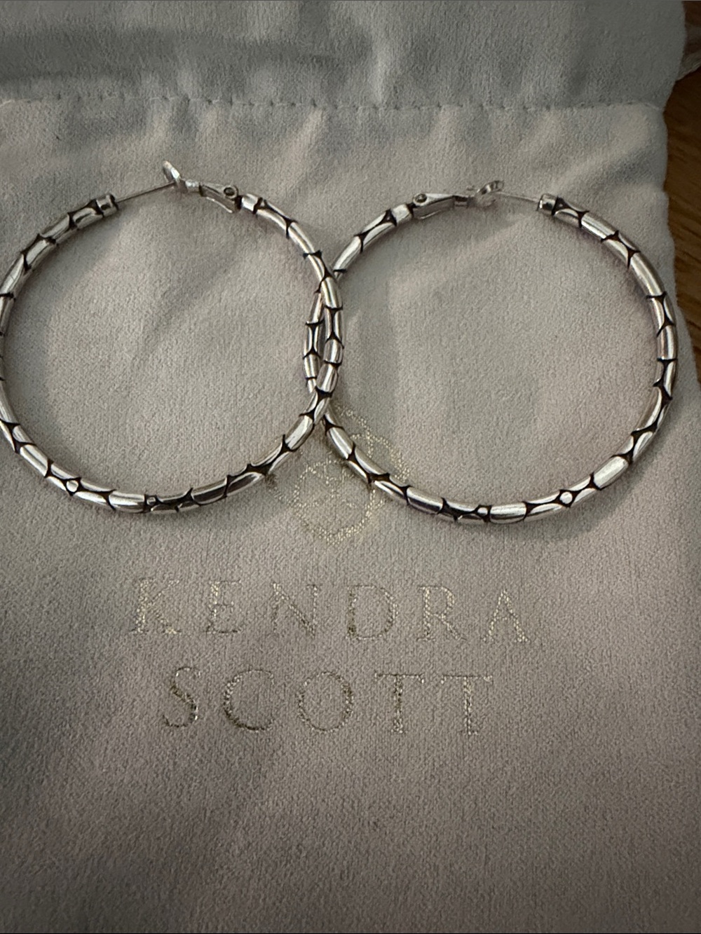 Kendra Scott Silver Sculpted Hoop Earrings